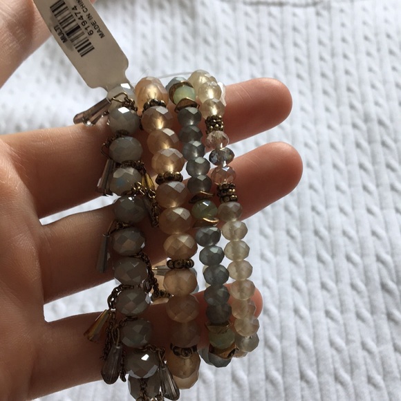 NWT Francesca’s bracelets - Picture 2 of 2